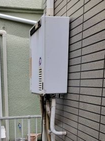 ガス給湯器交換工事　埼玉県新座市　FH-1613SAW-13A - Before