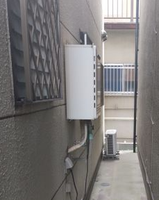 ガス給湯器交換工事　大阪府大阪市西淀川区 - Before