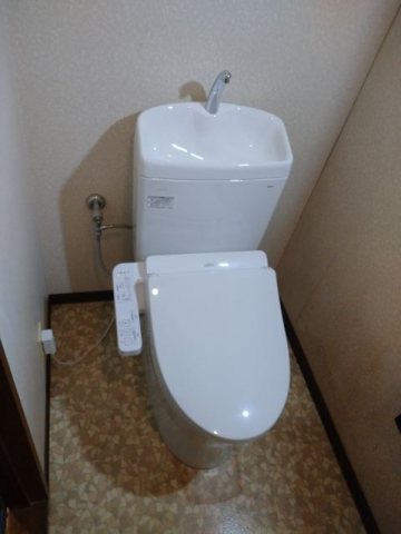 トイレ交換工事　東京都墨田区　CS232BM-SH233BA-NW1