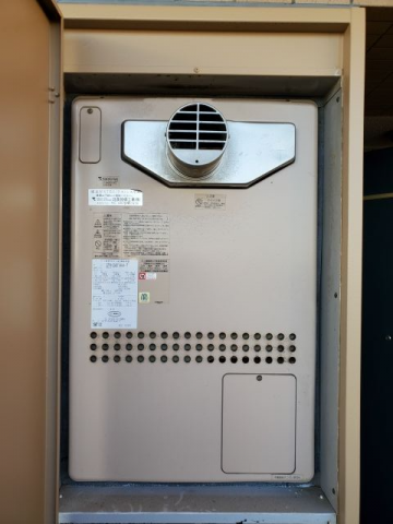 ガス給湯器交換工事　神奈川県横浜市都筑区　GTH-2454AW-T-BL-set-13A - Before