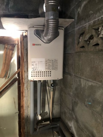 ガス給湯器交換工事　福岡県福岡市早良区　GQ-2439WS-C-1-set-LPG - Before