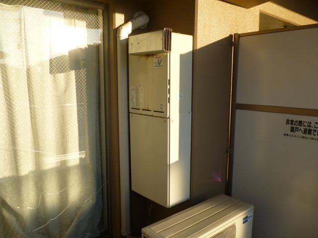 ガス給湯器交換工事　茨城県牛久市　RUF-A2405SAW-B-set-13A - Before