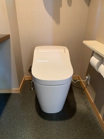 トイレ交換工事　静岡県静岡市駿河区　XCH1602WS-B