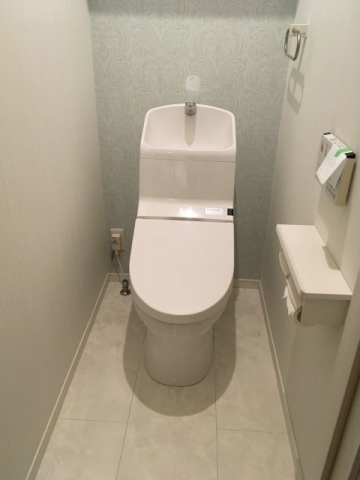 トイレ交換工事　兵庫県尼崎市　YBC-Z30S-DT-Z350-BW1 - Before