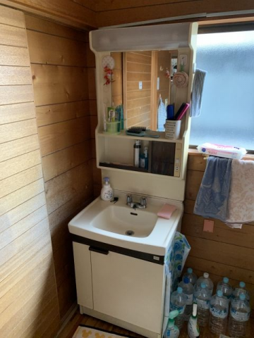洗面化粧台交換工事　静岡県静岡市清水区　kouji03 - Before
