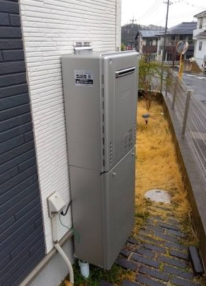 ガス給湯器交換工事　茨城県取手市　GT-C2462AWX-2-BL-set-13A - After