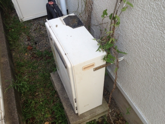 給湯器交換工事　千葉県八千代市　LSE870RNAP - Before