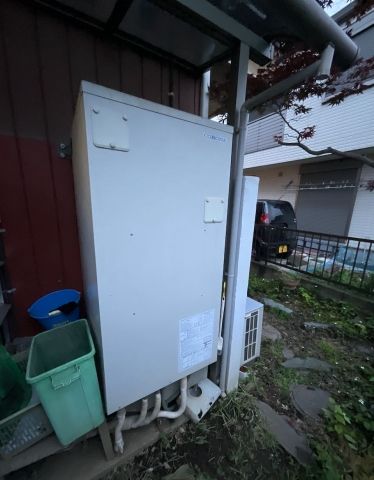 電気温水器交換工事　埼玉県志木市　UWH-46X2A2U-2-setC - Before