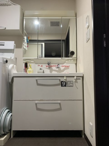 洗面化粧台交換工事　神奈川県横浜市鶴見区　LDSFS075BQGDN1-set1-A - Before