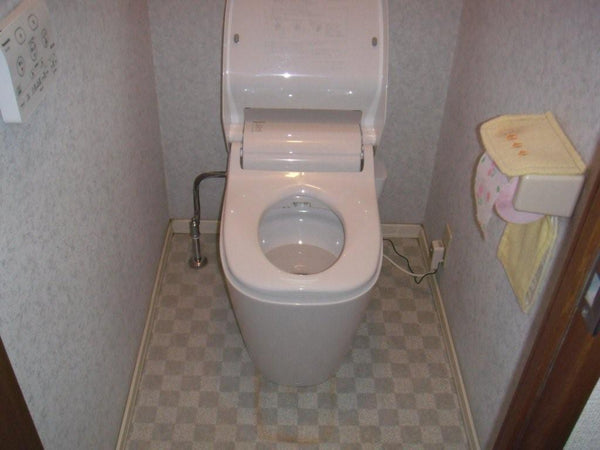トイレ交換工事　茨城県笠間市　XCH1101RWS-sale