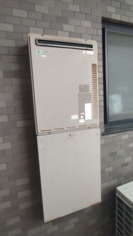 ガス給湯器交換工事　茨城県水戸市　GT-1670SAW-BL-set-13A - Before