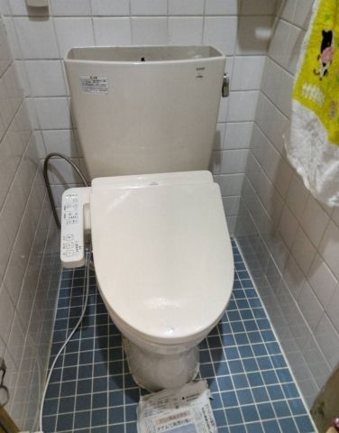 トイレ交換工事　大阪府高槻市　CS232B-SH233BA-SC1 - Before