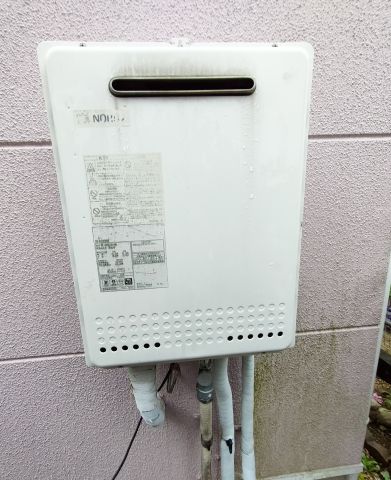 ガス給湯器交換工事　神奈川県横浜市神奈川区　RUF-UME2406SAW-A-13A - Before