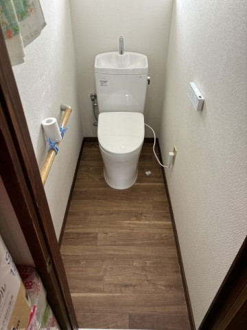 トイレ交換工事　富山県中新川郡上市町　TCF4714AK-NW1 - After