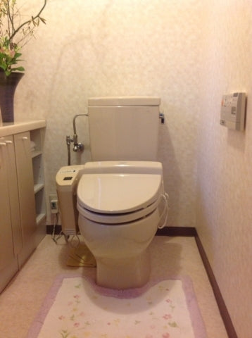 トイレ交換工事+CF張替　石川県金沢市　XCH1101WS-sale - Before