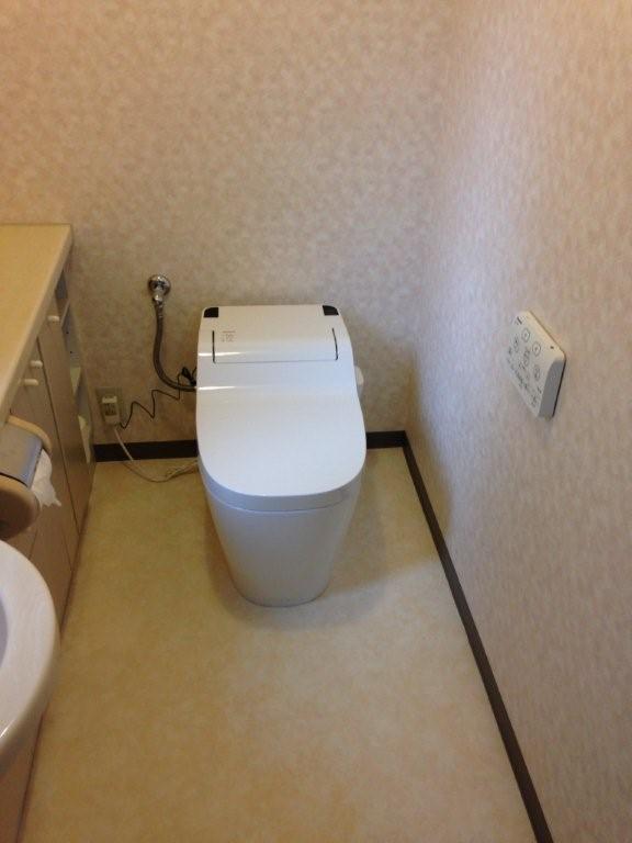 トイレ交換工事+CF張替　石川県金沢市　XCH1101WS-sale - After