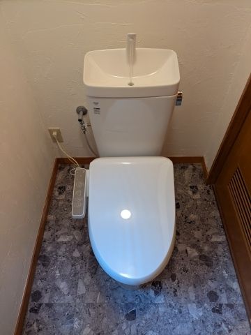 トイレ交換工事　愛知県新城市　BC-Z30H-DT-Z380H-BW1 - After
