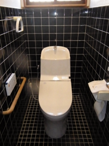 トイレ交換工事　愛知県弥富市　CES9333ML-SC1