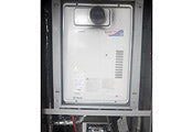 ガス給湯器交換工事　愛知県安城市　RUJ-V2001T(A)-80 - Before