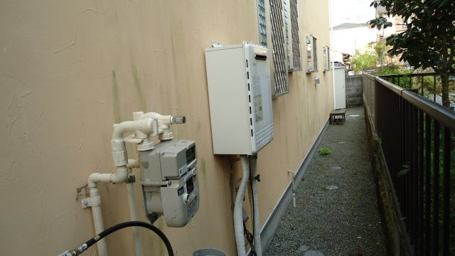 給湯器交換工事　神奈川県小田原市　GT-C2052SAWX-2-BL-set-LPG - Before