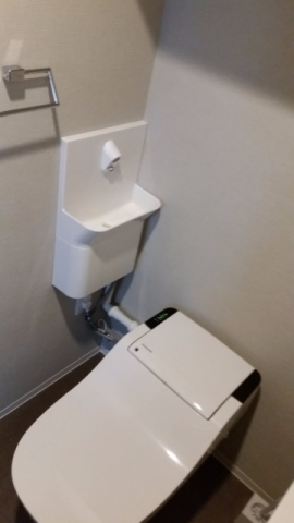 トイレ交換工事　兵庫県神戸市中央区　XCH1303-WS