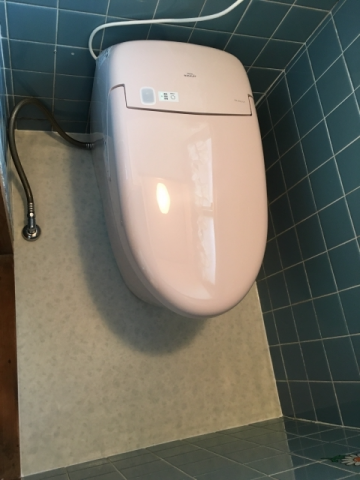 トイレ交換工事・床CF張替　大阪府東大阪市　CES9767M-SR2