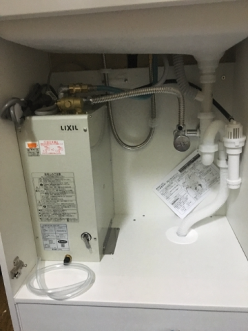 給湯器交換工事/小型電気温水器取付工事　東京都荒川区　EHPK-F6N3 - After